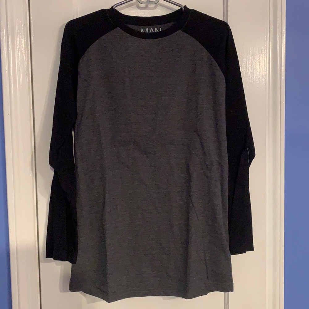 Boohoo Man Grey Black Longsleeve Tee Size M